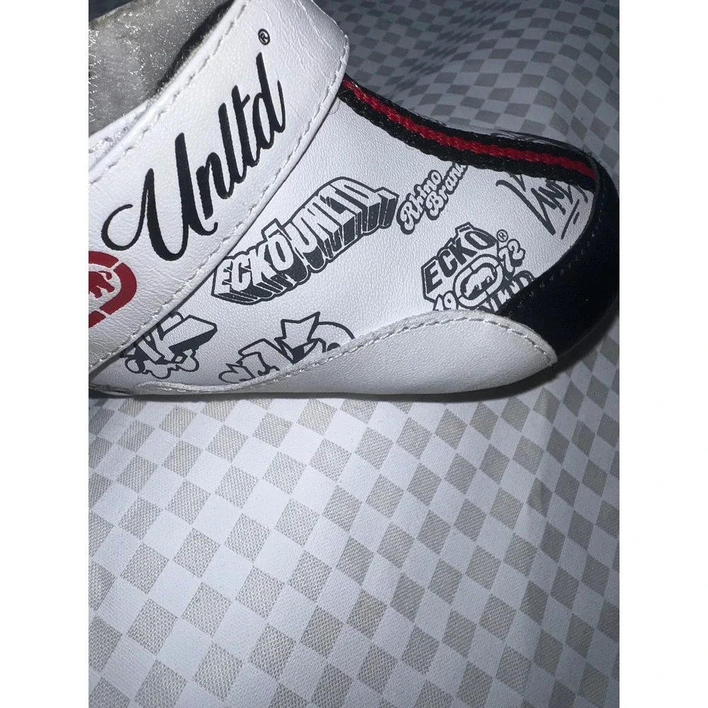 Ecko‎ Unltd Clout II Crib Shoes Baby Size 2 White Black Red Graffiti Sneakers